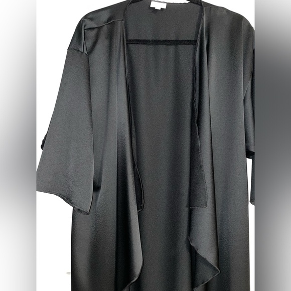 Lularoe Lindsay - Picture 2 of 4